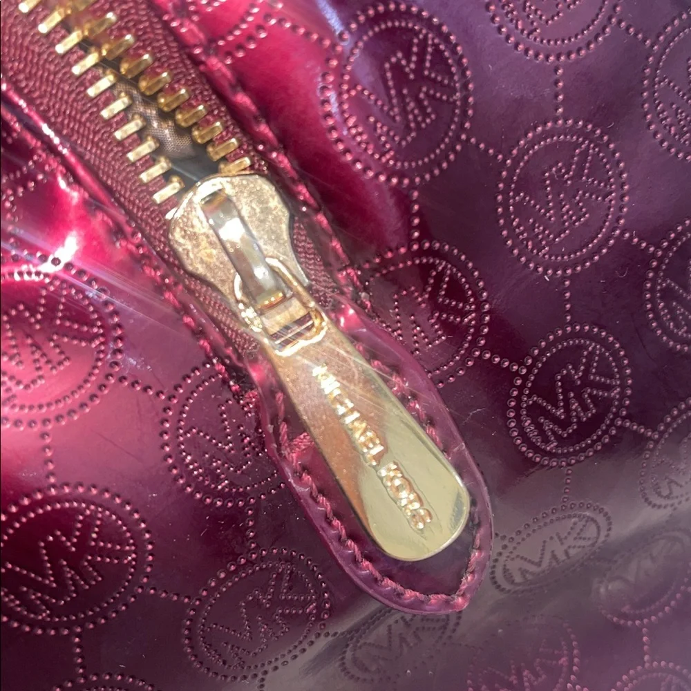 “Michael Kors” ✨ Women’s Hand Bag Purple/Burgundy Patent Leather Grayson Satchel - Picture 10 of 16